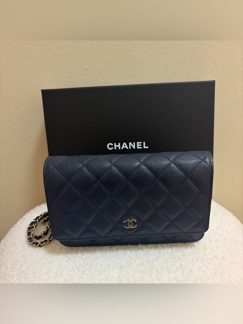 Chanel 19B Bleu Marine, Navy Wallet on Chain